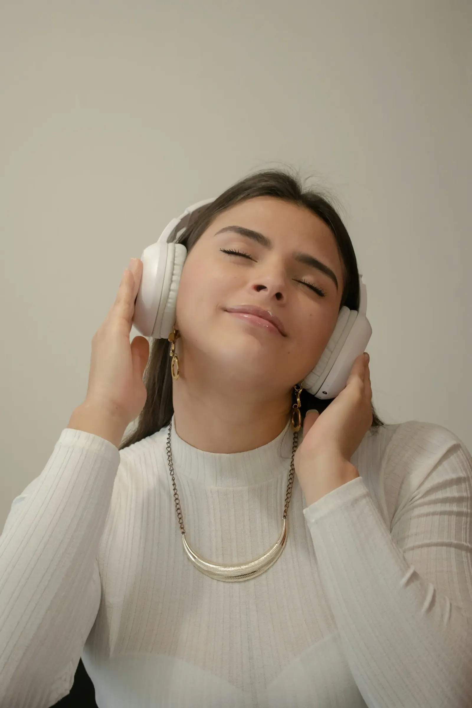 The Evolution of Audio Recording and Formats